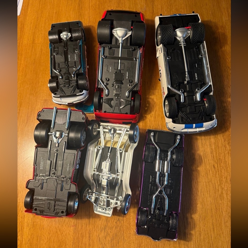 Model Scale Cars Lot - Picture 2 of 8